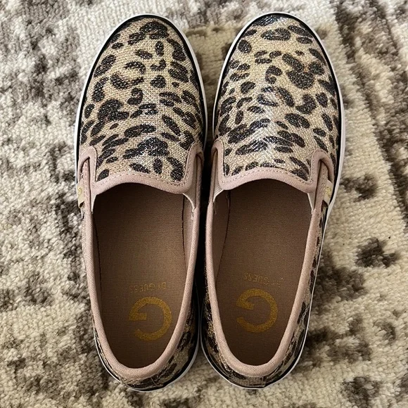 Sparkly Leopard Sneakers - Picture 3 of 5
